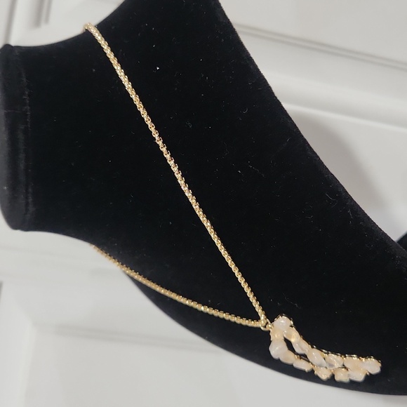 🌙 🔹ATTERRI🔹️ Beautiful  Gold  Tone Crescent Moon Semi Precious Stone Necklace - Picture 7 of 12